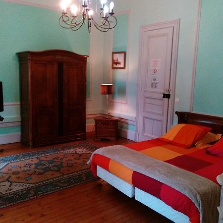Chateau Des Saveurs Saint-Sauveur-dʼÉmalleville Esterno foto