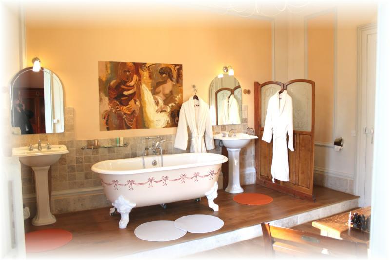 Chateau Des Saveurs Saint-Sauveur-dʼÉmalleville Camera foto